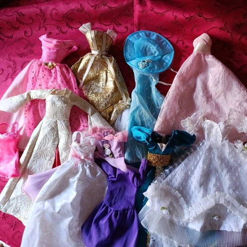 Barbie outfit anni 2000 - outfit, 90